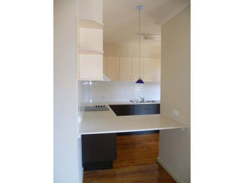 3/10 Margin Street, Gosford NSW 2250