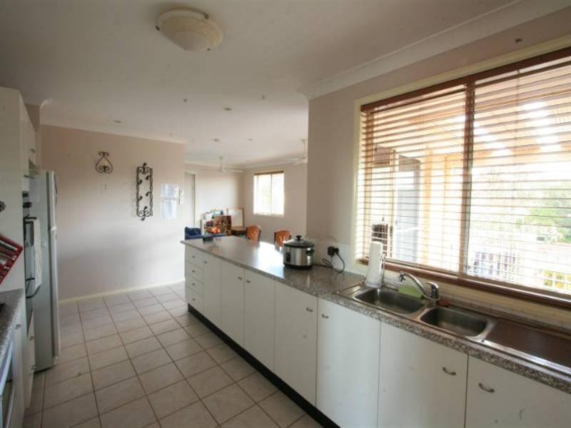 32 Woodview Avenue, Lisarow NSW 2250