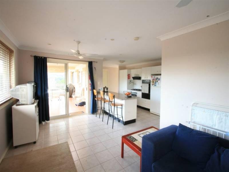 32 Woodview Avenue, Lisarow NSW 2250