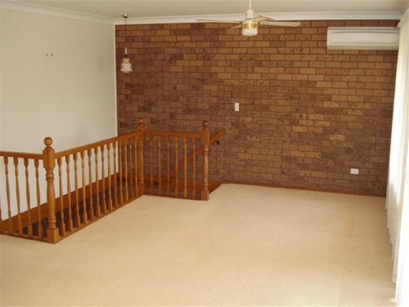 3/17 Kurrawa Avenue, Point Clare NSW 2250