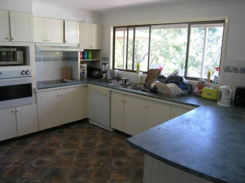 11 Kateena Avenue, Tascott NSW 2250