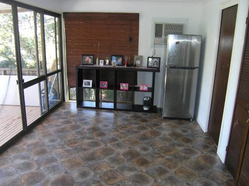 11 Kateena Avenue, Tascott NSW 2250