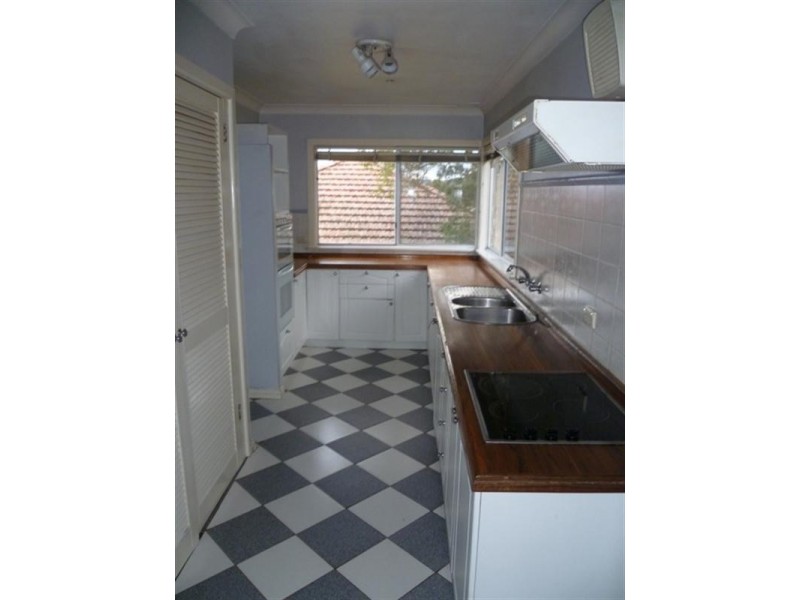 20 Lushington Street, East Gosford NSW 2250