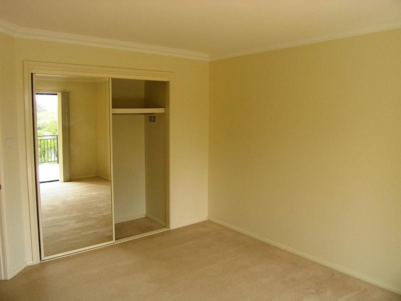 16/2 Adcock Avenue, West Gosford NSW 2250