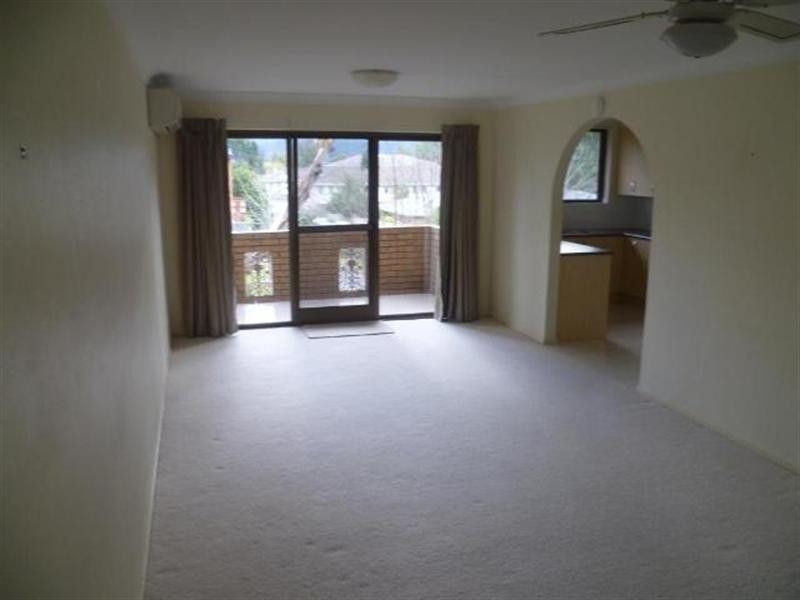 4/205 Albany Street, Point Frederick NSW 2250