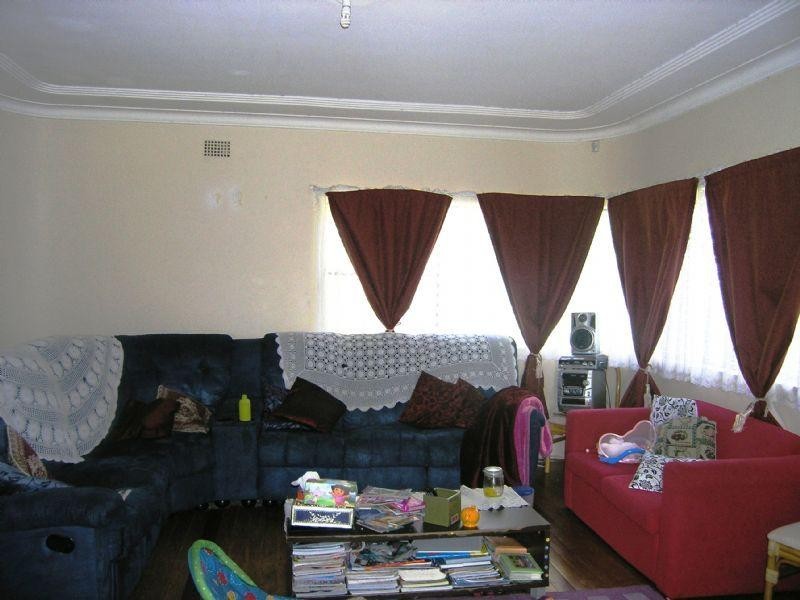 6 Kibble Street, Gosford NSW 2250