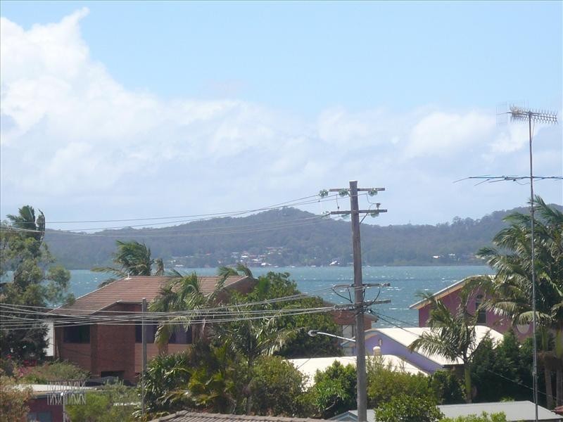 10 Waterview Avenue, Tascott NSW 2250