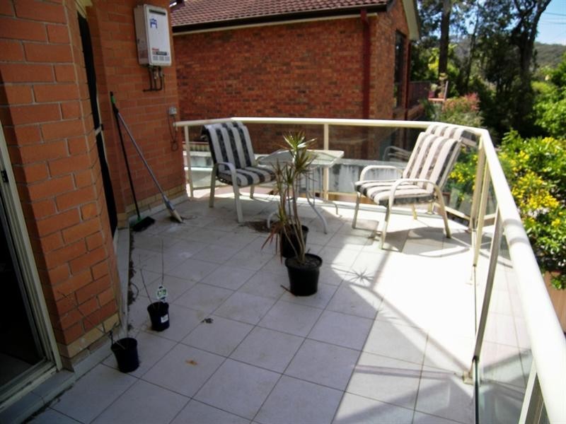 2/78 Donnison Street West, Gosford NSW 2250