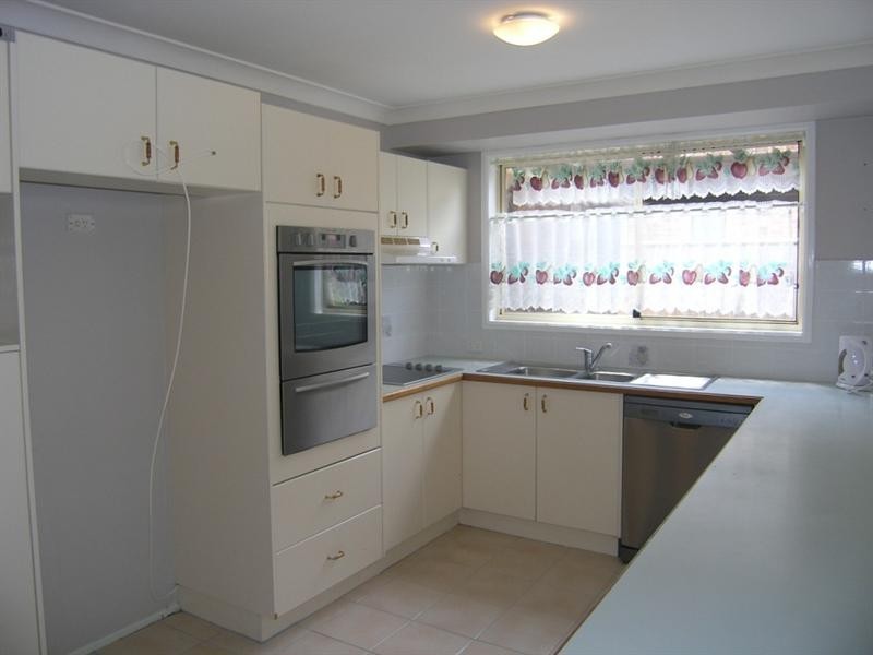 3 Burnside Close, Lisarow NSW 2250