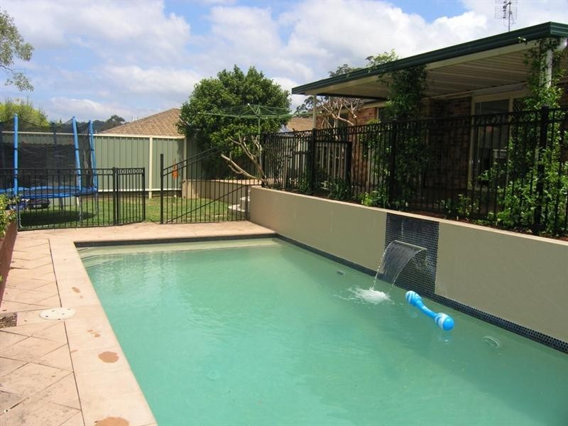 3 Burnside Close, Lisarow NSW 2250