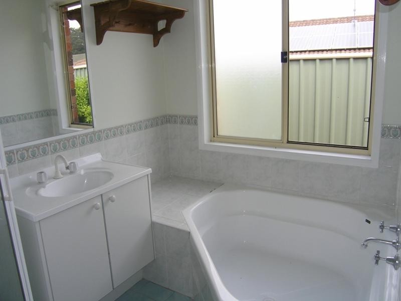 3 Burnside Close, Lisarow NSW 2250