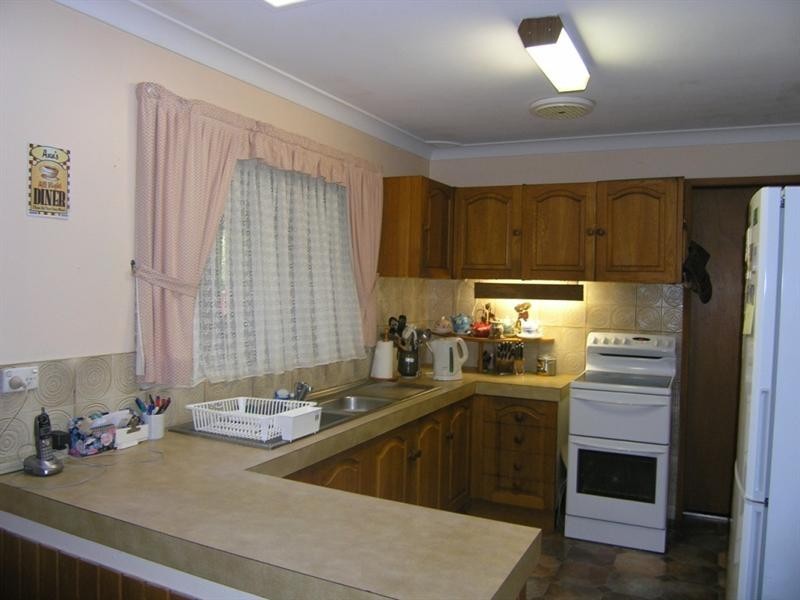 30 Valley View Road, Wyoming NSW 2250