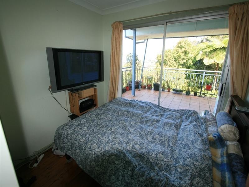 26 Penang Street, Point Clare NSW 2250