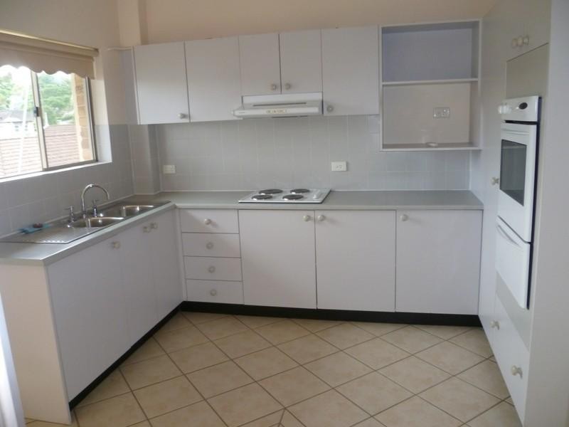 20/12-20 Kinarra Road, Wyoming NSW 2250