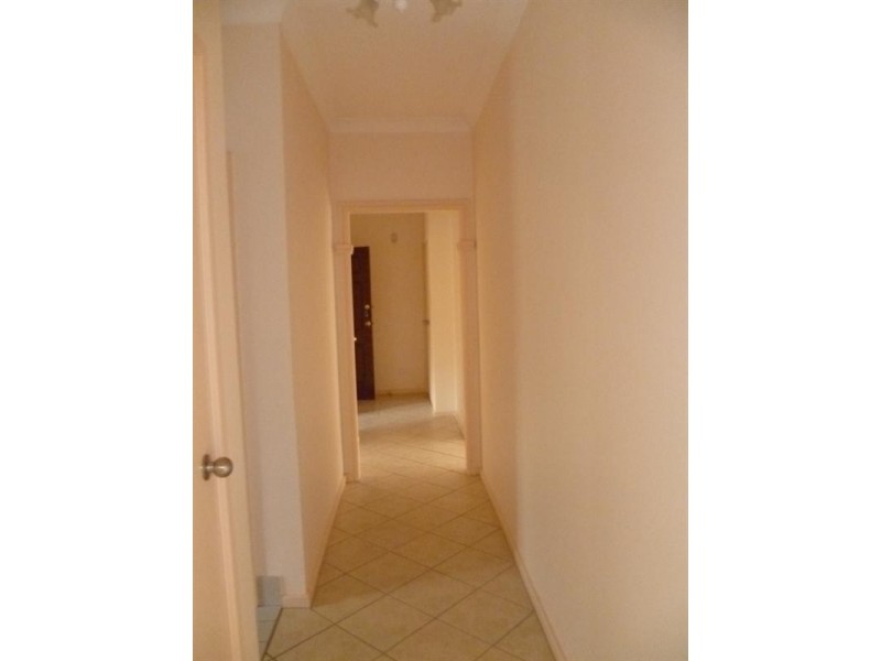 20/12-20 Kinarra Road, Wyoming NSW 2250