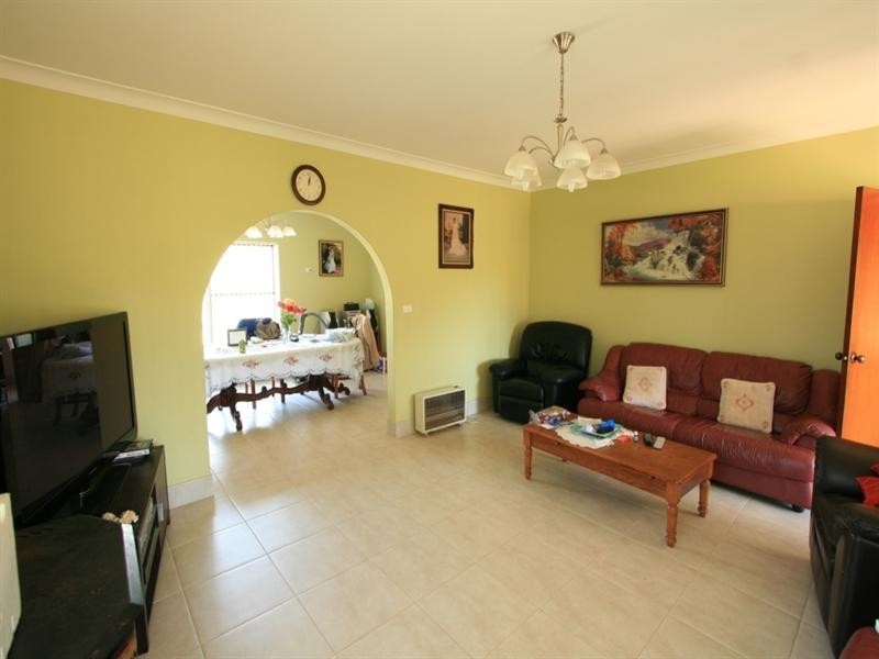 138 George Downes Drive, Central Mangrove NSW 2250