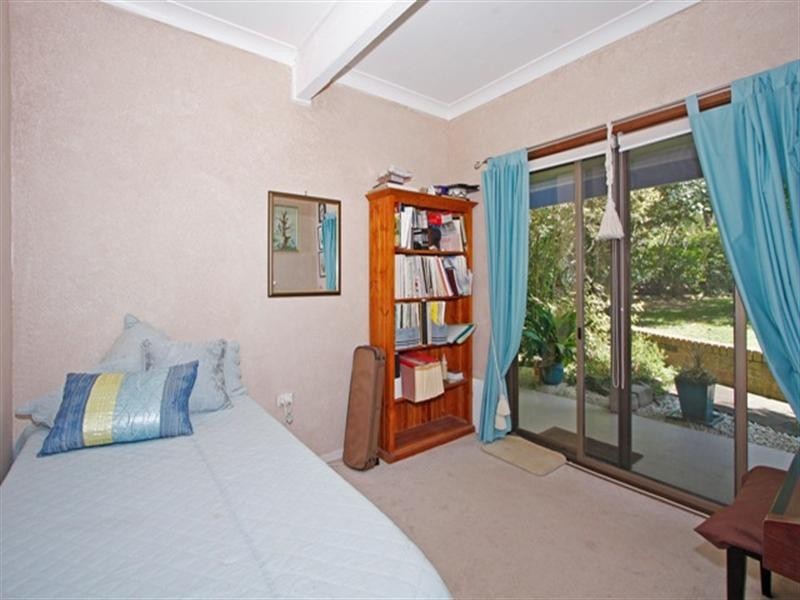 12 Monarchy Way, Narara NSW 2250