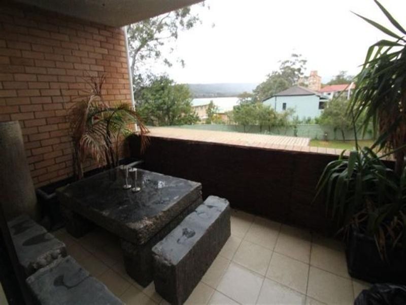 3/9 Broadview Avenue, Gosford NSW 2250