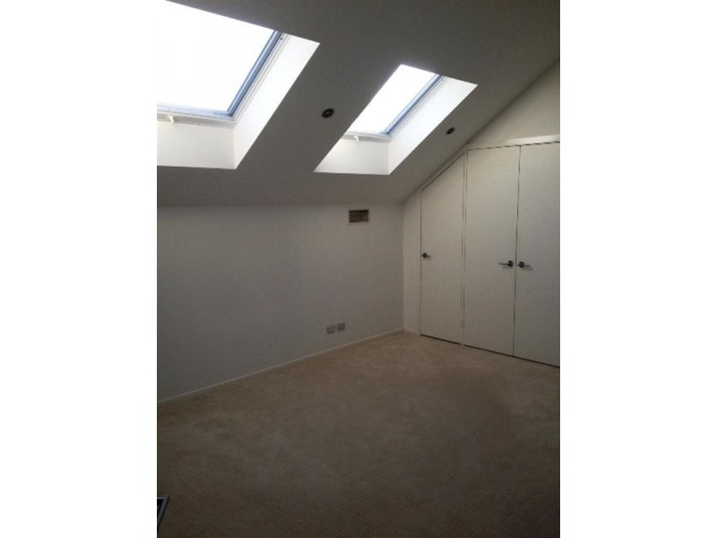 Point Frederick NSW 2250