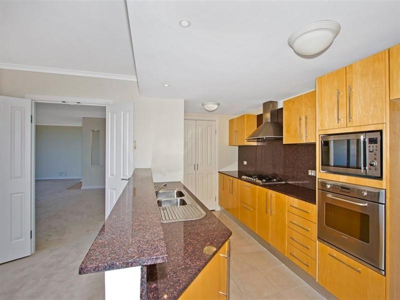 1001/97-99 John Whiteway Drive, Gosford NSW 2250