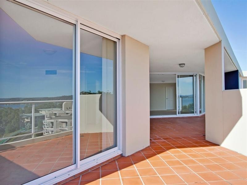 1001/97-99 John Whiteway Drive, Gosford NSW 2250