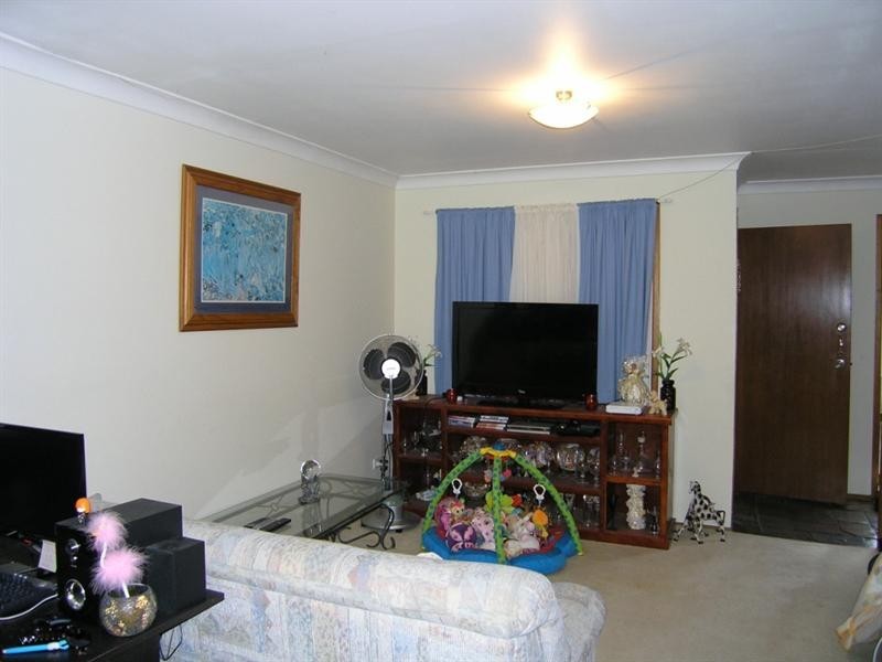 7/7 Pecan Close, Wyoming NSW 2250