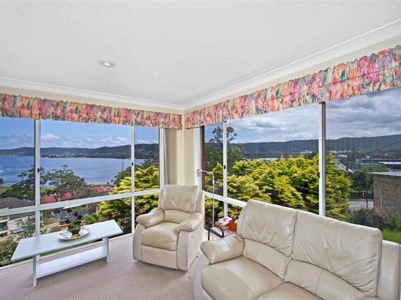 95 Henry Parry Drive, Gosford NSW 2250