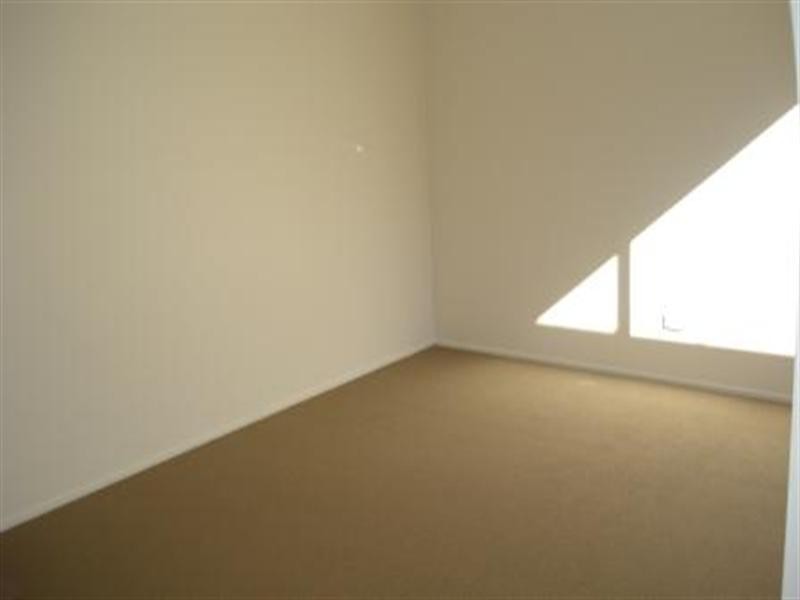 48 Malison Street, Wyoming NSW 2250