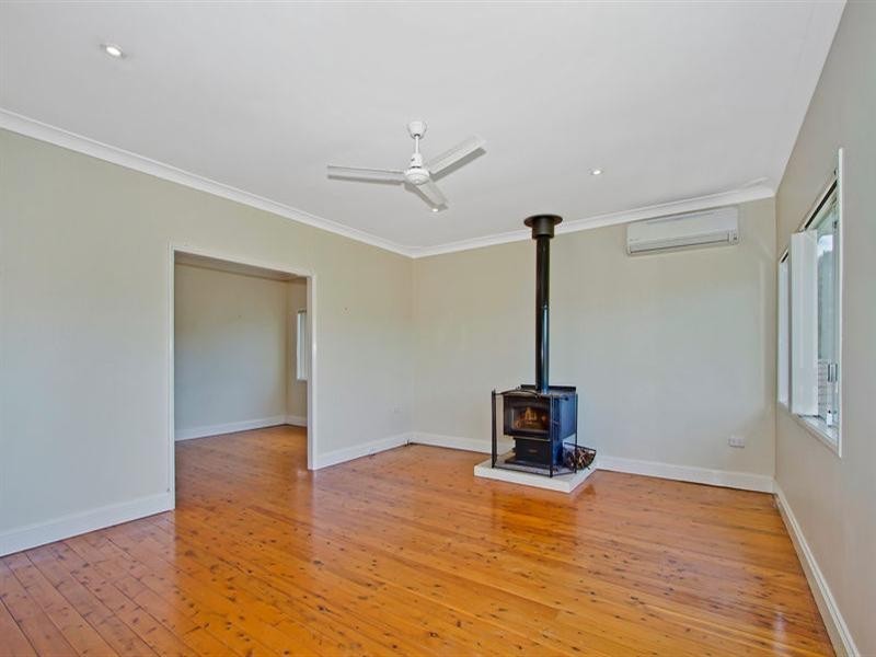 7 Egerton Place, Wyoming NSW 2250