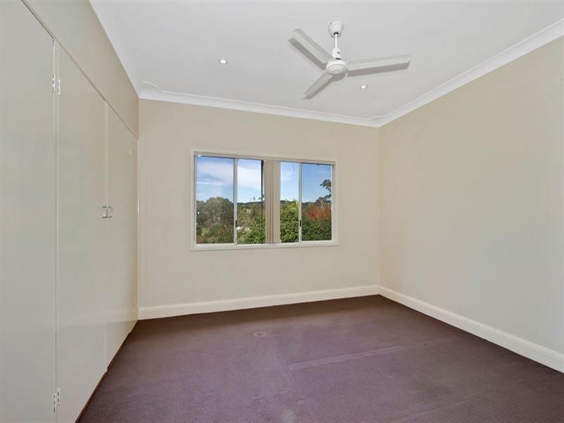 7 Egerton Place, Wyoming NSW 2250