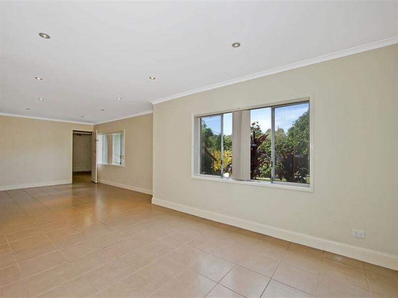 7 Egerton Place, Wyoming NSW 2250