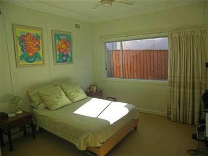 10 frederick Street, Point Frederick NSW 2250