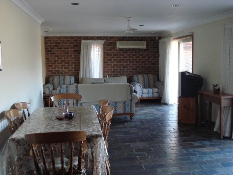 11 Bullock Road, Ourimbah NSW 2258