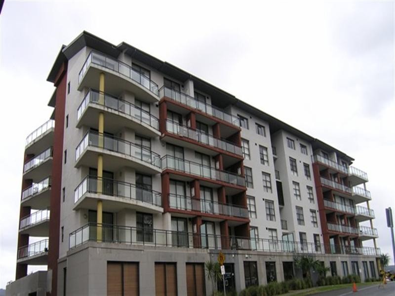30/24-26 Watt Street, Gosford NSW 2250