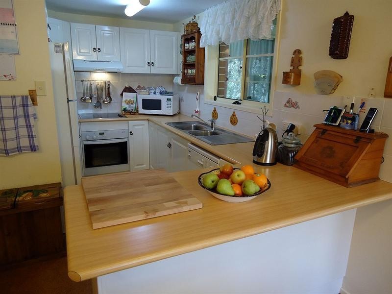 28 Ashburn Close, Lisarow NSW 2250