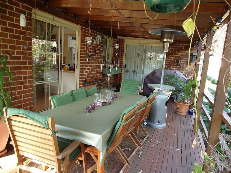 28 Ashburn Close, Lisarow NSW 2250