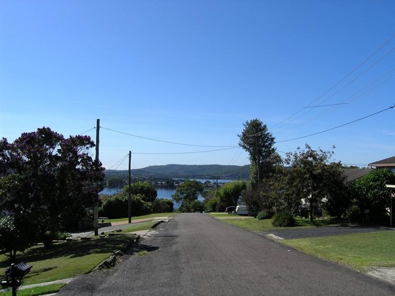 29 Penang Street, Point Clare NSW 2250