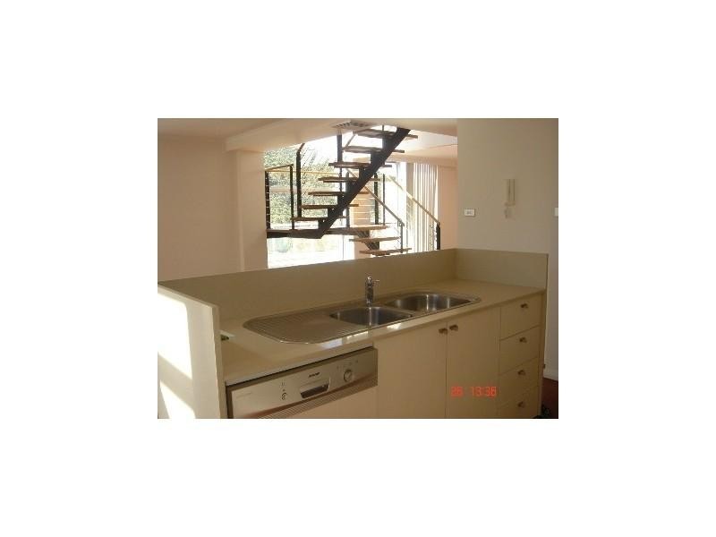 284/80 John WhiteWay Drive, Gosford NSW 2250