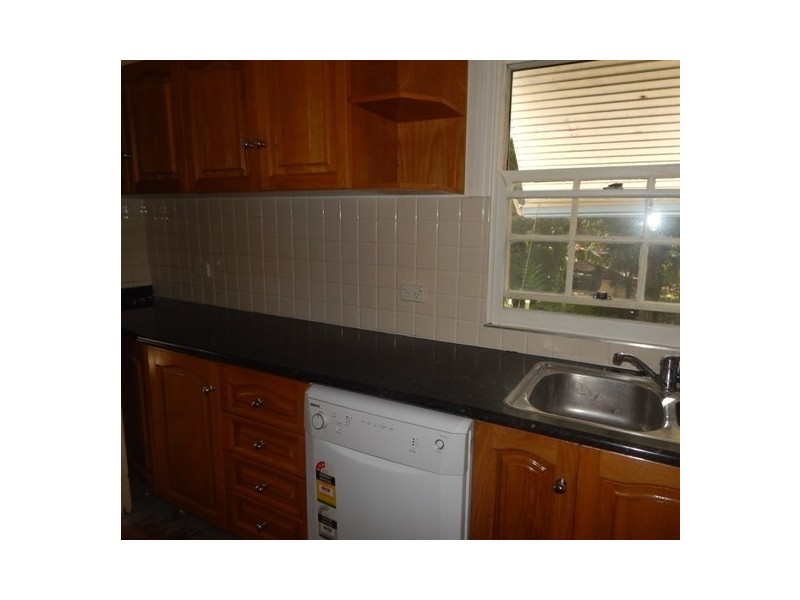 134 Albany Street, Point Frederick NSW 2250