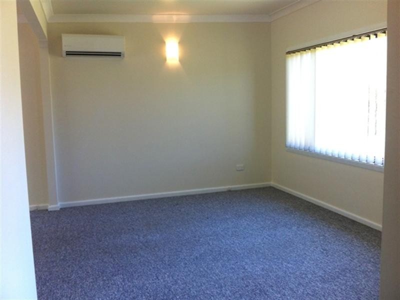 21 Dalton Street, Wyoming NSW 2250