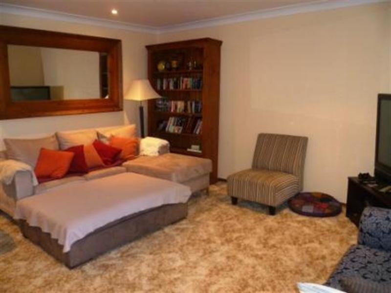 42 Elizabeth Street, Wyoming NSW 2250