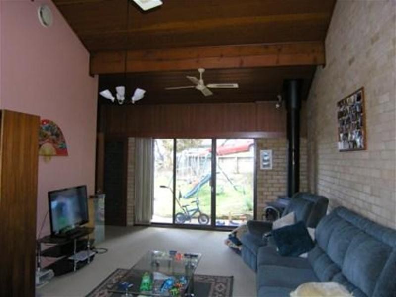 29 Penang Street, Point Clare NSW 2250