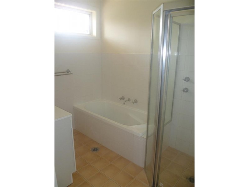 37 Mangrove Road, Narara NSW 2250