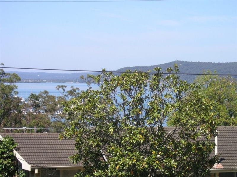 1/99 Henry Parry Drive, Gosford NSW 2250