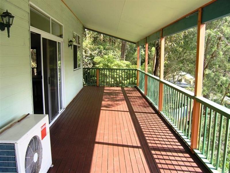 35 Lynnette Crescent, East Gosford NSW 2250