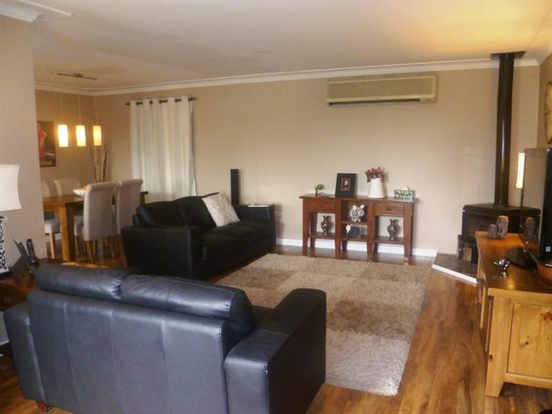 9 Greenoaks Road, Narara NSW 2250