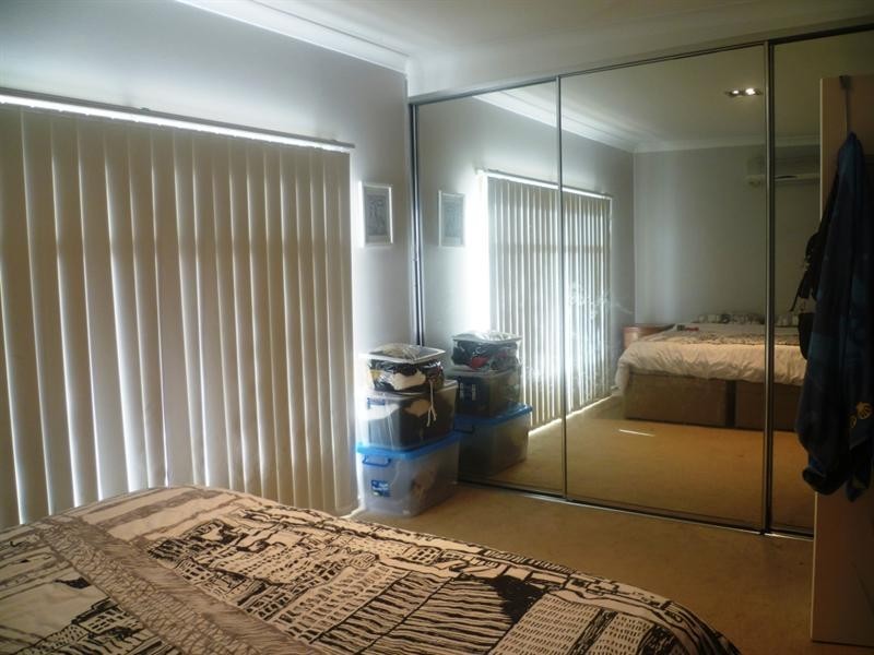 7 Nioka Avenue, Point Clare NSW 2250