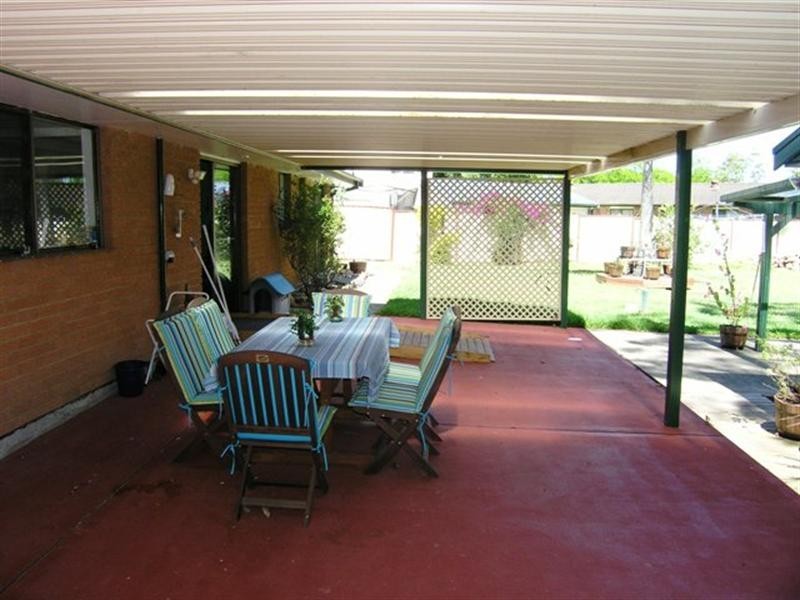 9 Jerribin Street, Wyoming NSW 2250