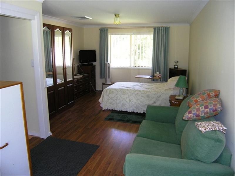 9 Jerribin Street, Wyoming NSW 2250