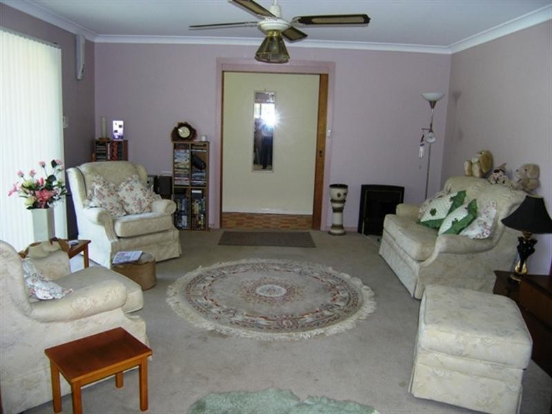 9 Jerribin Street, Wyoming NSW 2250